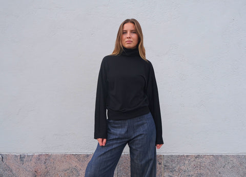 MeiMeij - Yara Long Sleeve Wool Turtleneck Black