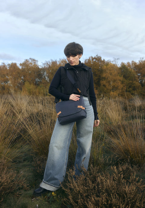 Aunts & Uncles - Sendai Crossbody Navy