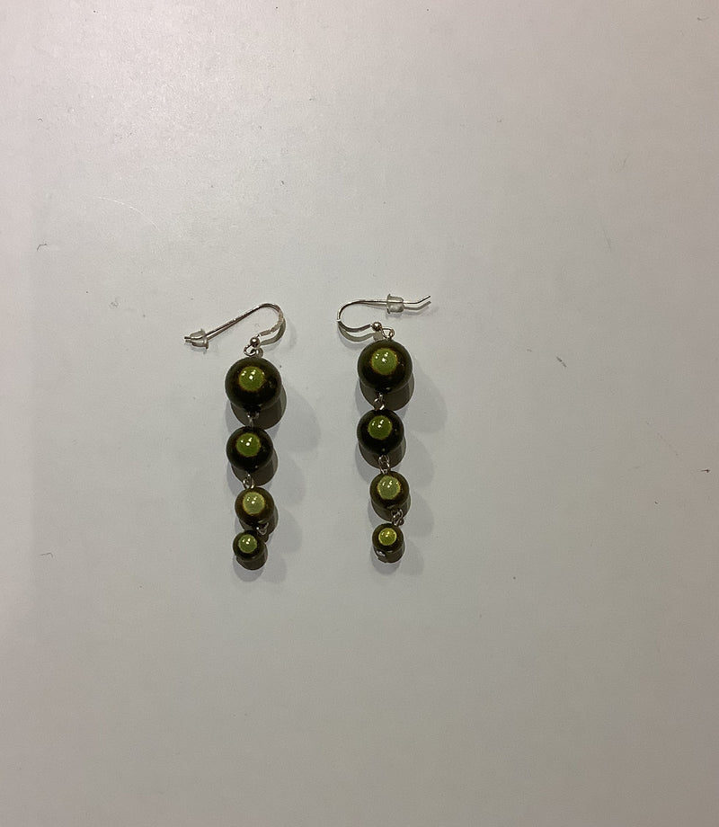 Linda Toye - Lily Green