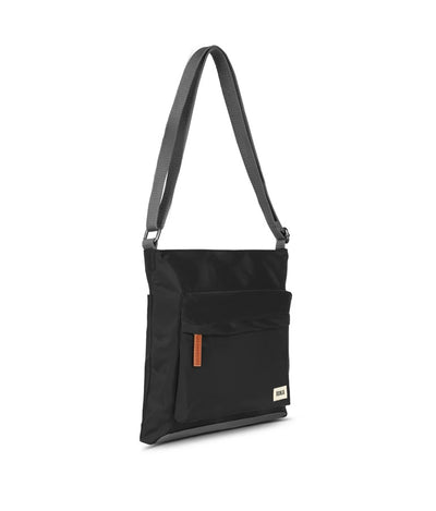 Roka - Kennington B Medium Black