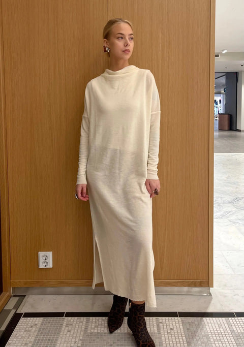 By Basics - Li Merino Wool Dress Long Cloud Dancer UNNA S