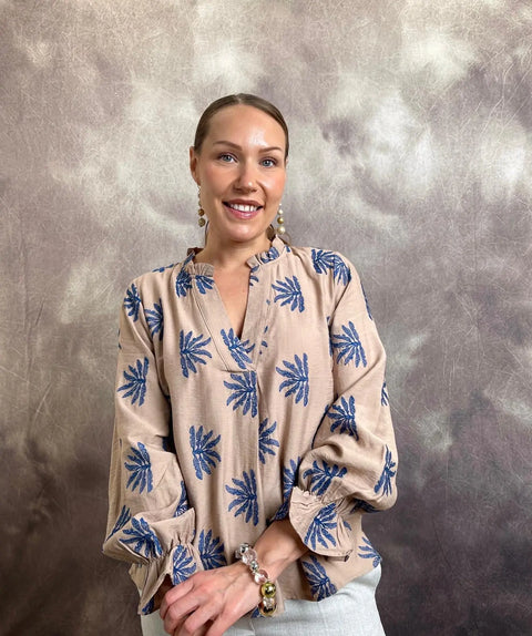 Costamani – Mona Blouse Sand/Blue UnnaS