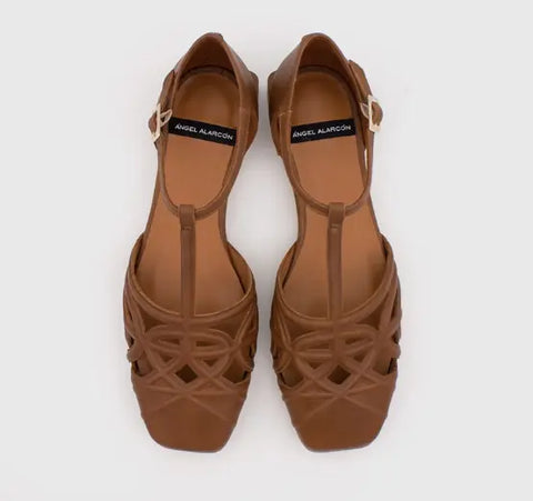Ángel Alarcón - Lily Ballerina Brown - UNNA S