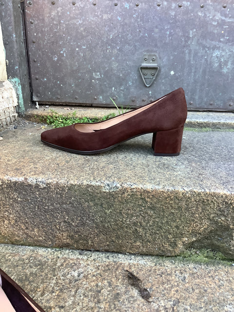 Unisa - Lanthe Pointed Toe Pump Walnut