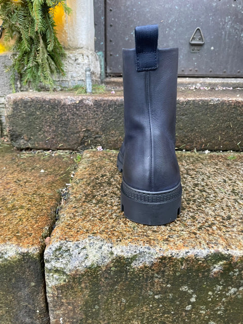 Lofina - Gasoline Ankle Boot Front Zipper Navy - UNNA S