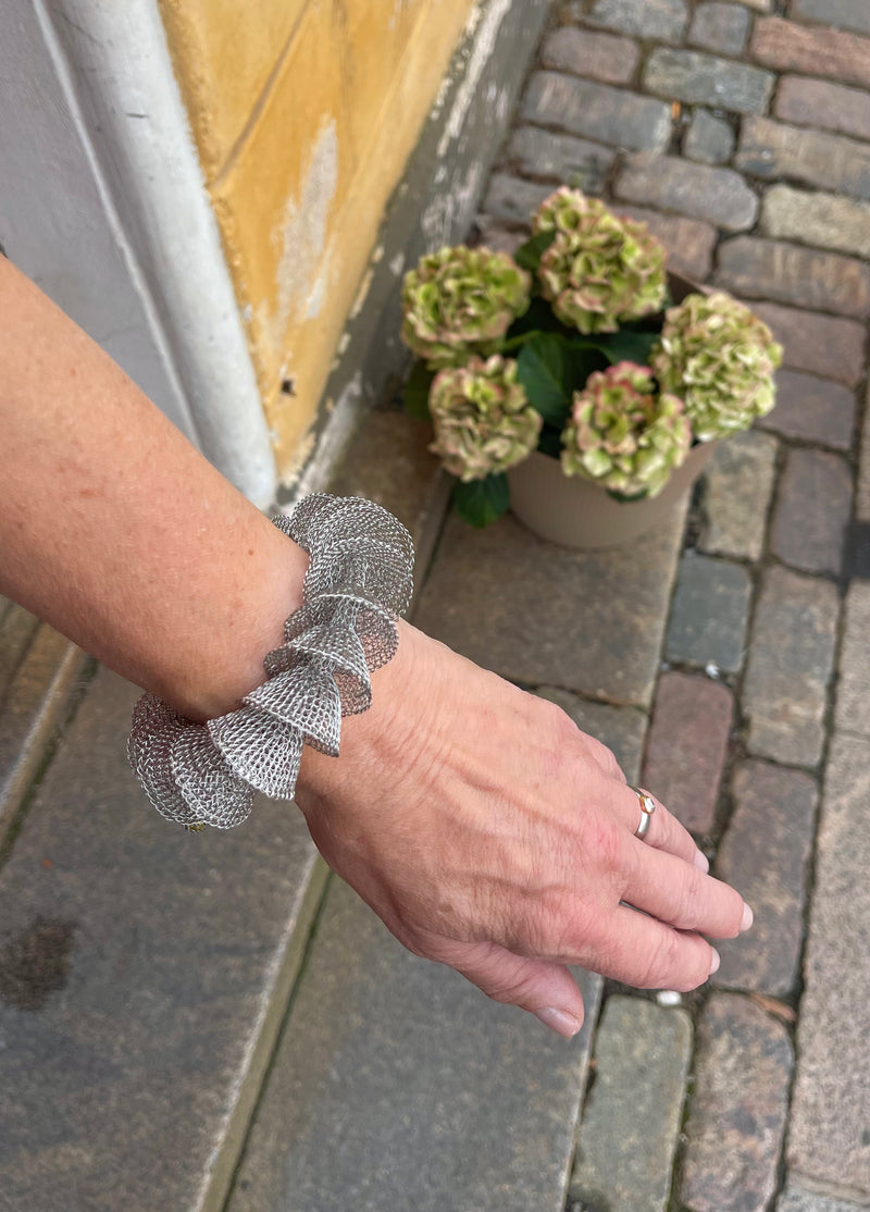 Lotta & Djossou Paris -  Swirl Bracelet Silver