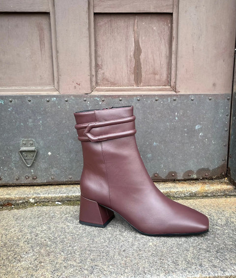 Bibi Lou - Cassandra Ankle Boot Burgundy - UNNA S