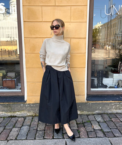 LaSalle - Box Pleat Skirt Black