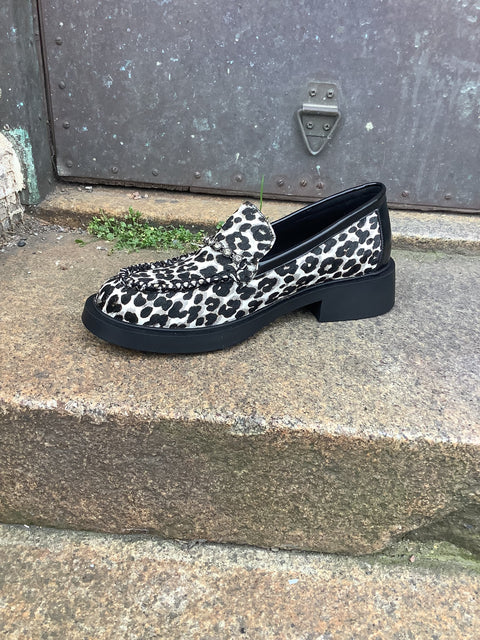 Noa Harmon - Harriet Loafer Leo