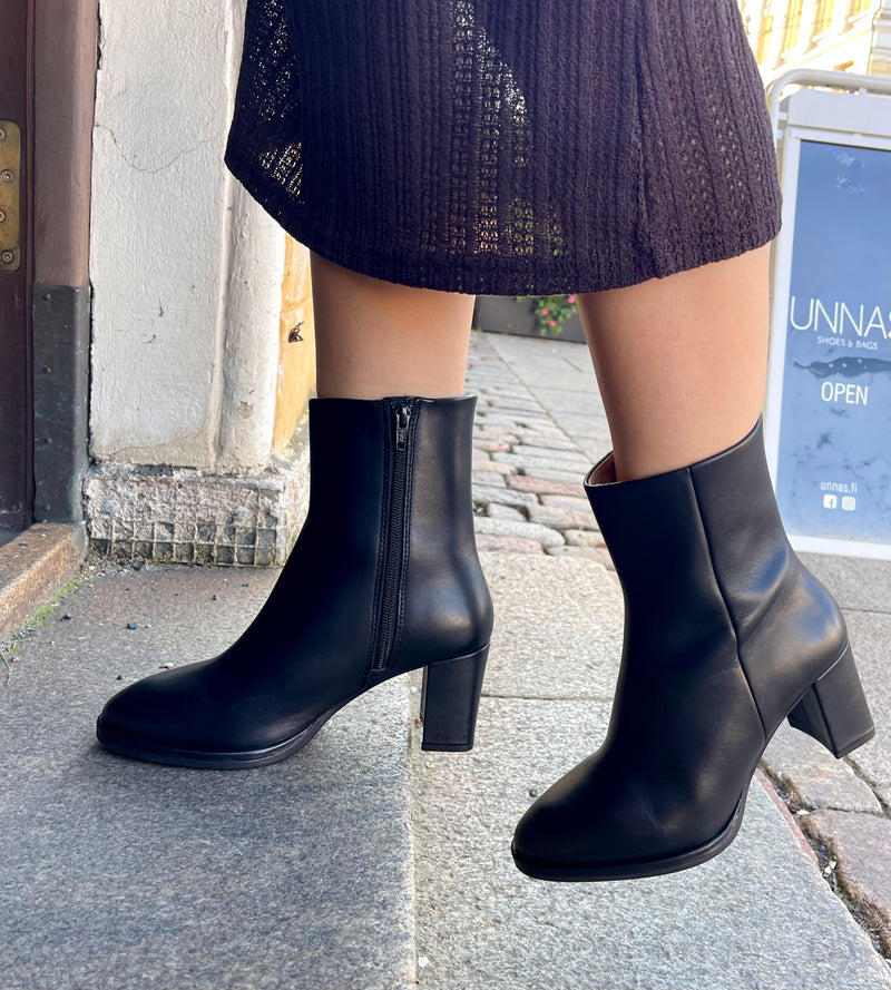 Unisa - Leather Ankle Boot Black