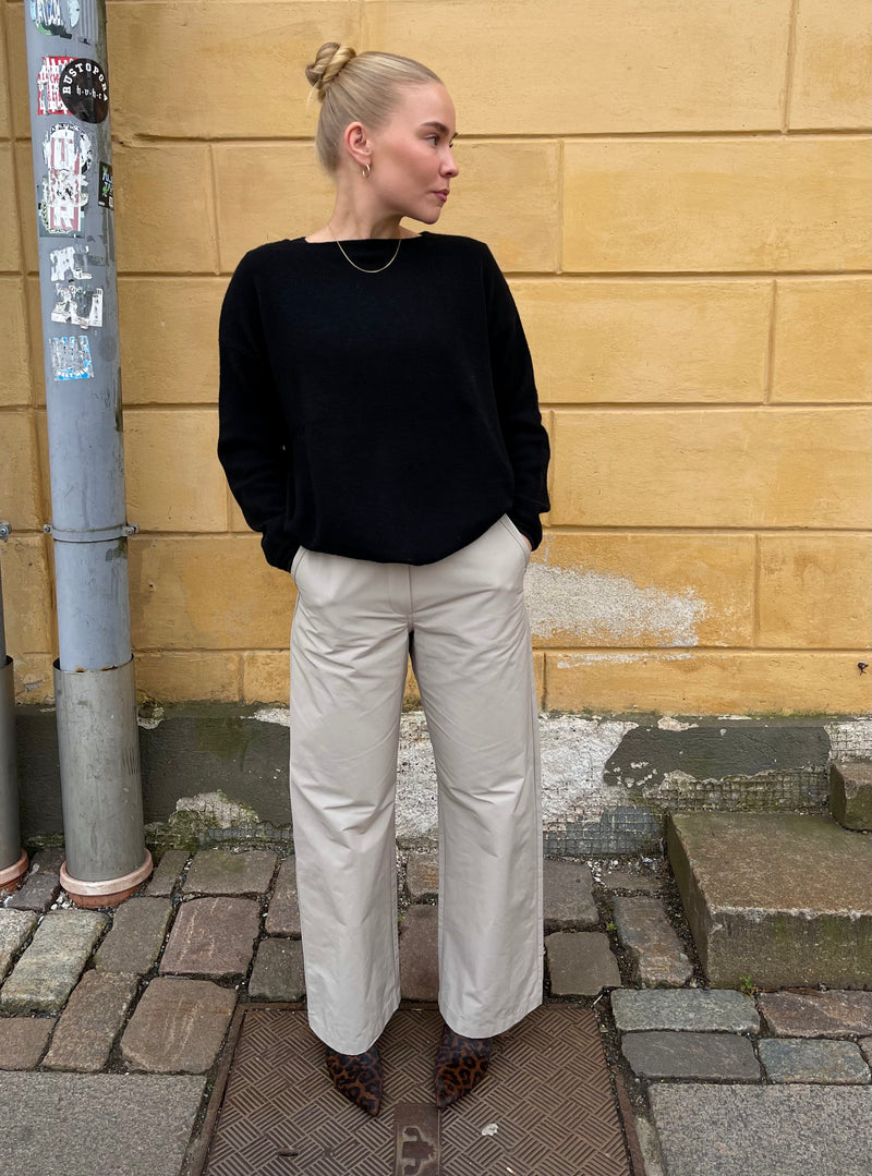 BTF•CPH - Oversized Pure Cashmere Blouse Black