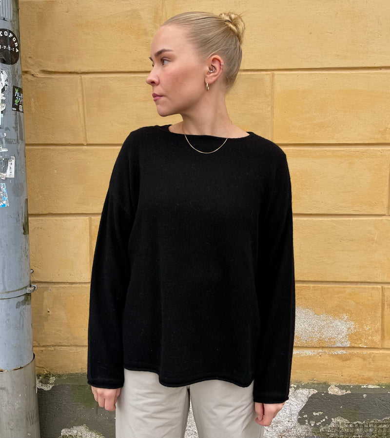 BTF•CPH - Oversized Pure Cashmere Blouse Black