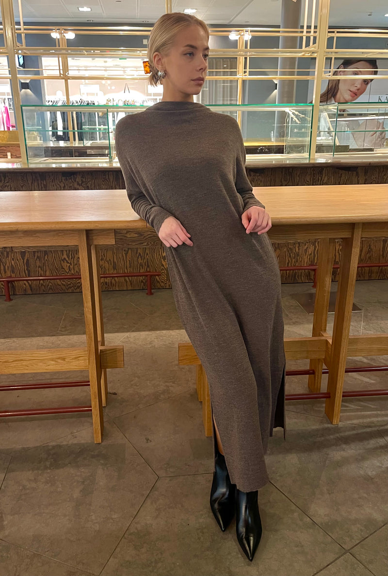 By Basics - Merino Wool Dress Loose Long Earth Melange
