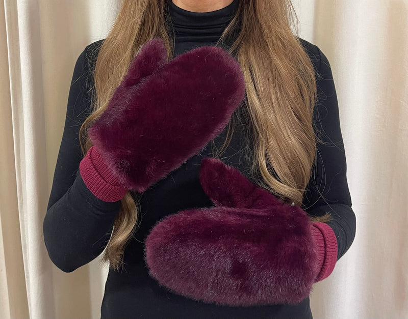Alex•Max - Moira Fur Mittens Burgundy