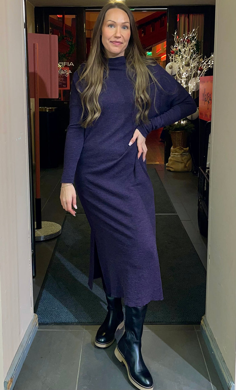 By Basics - Merino Wool Dress Long Plum Melange