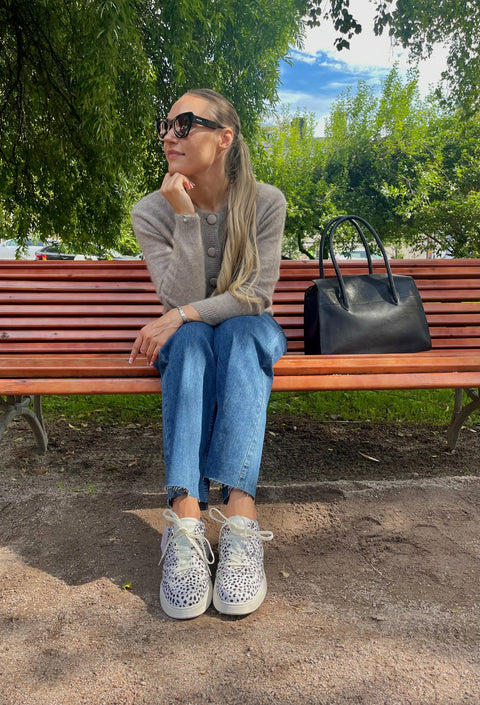 Noa Harmon – Dalia Dot Sneaker - UNNA S