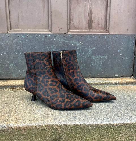Bibi Lou - Cleo Ankle Boot Leopard - UNNA S