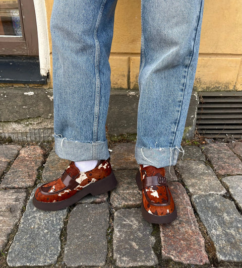 Noa Harmon - Lara Loafer Cow - UNNA S