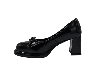 Noa Harmon - Mercedes Pump Black