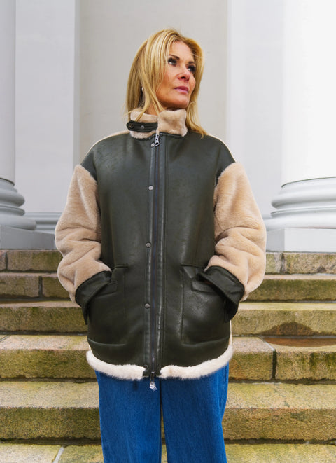 Urbancode London Studio - Reversible Faux Jacket Green