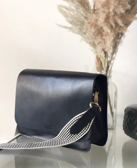 O My Bag - Audrey Black - UNNA S