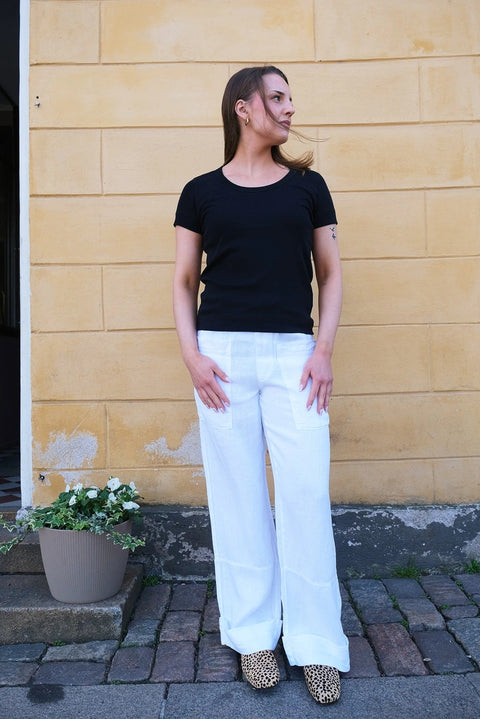 By Basics - T-shirt Black UnnaS