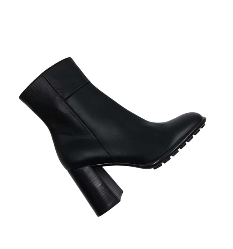 Ángel Alarcón - Anetha Heeled Ankle Boot Black